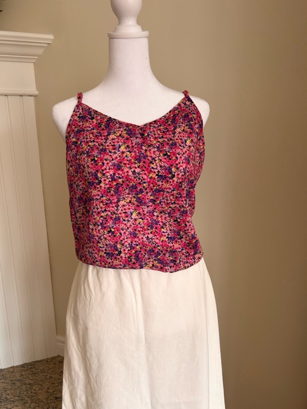 Only Spaghetti-Strap Cami Top Pink Floral women’s size 36